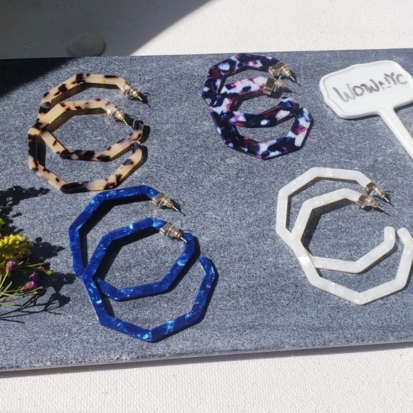 New Baublebar Leopard trendy fashion hoop earrings - Picture 6 of 8